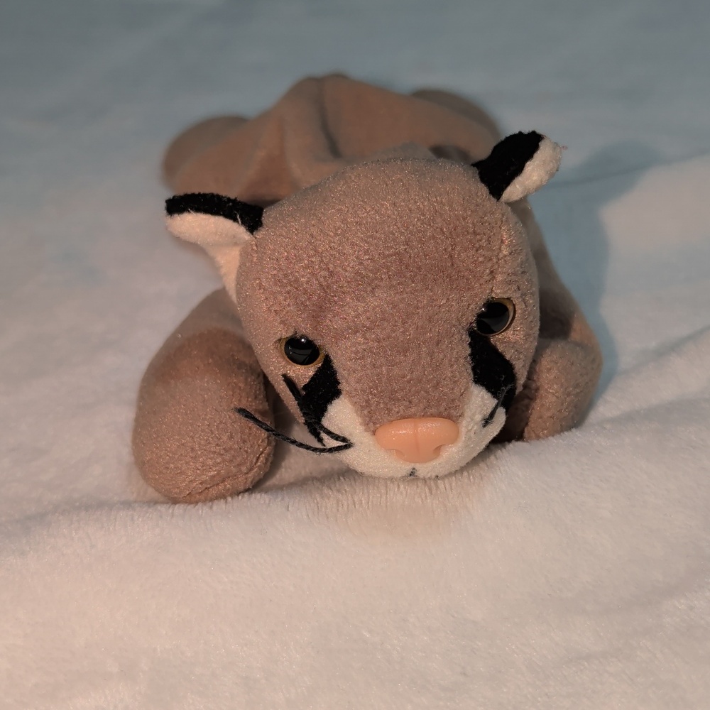 Ty Beanie Baby Plush Cougar with Brown and Cream Fur